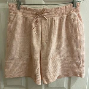 Lululemon at ease shorts